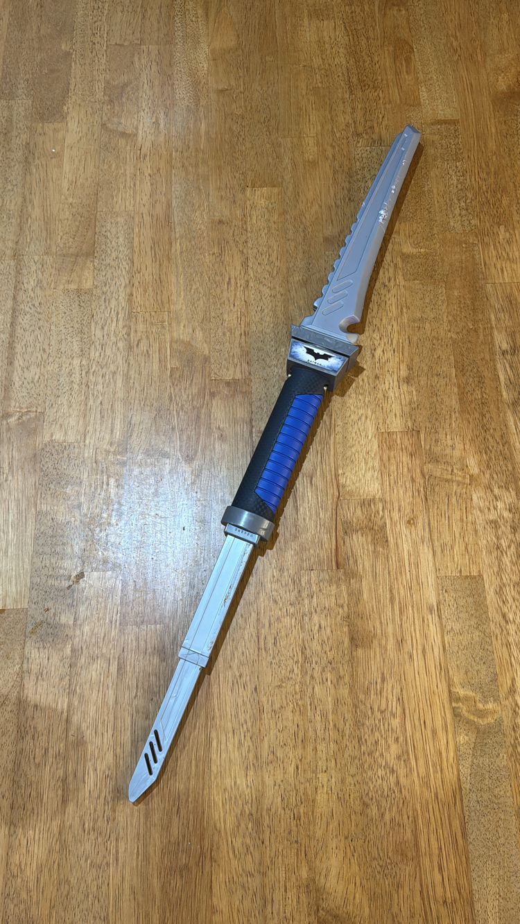 Batman Dark Knight Dual Blade Battle Sword Toy Blue Silver 2008 TRU Exclusive